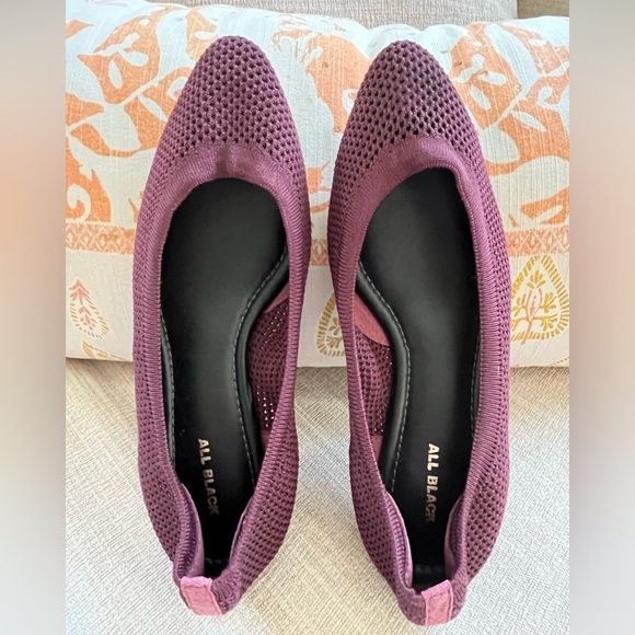 New ALL BLACK Mesh Flats in a Beautiful Wine Color. Women's Size: 37; U.S. 6.5. - Picture 1 of 6